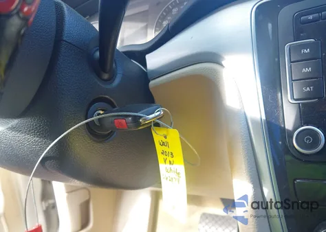 2013 Volkswagen Passat 2.5L Se z USA, uszkodzony, nr VIN 1VWBH7A30DC062874